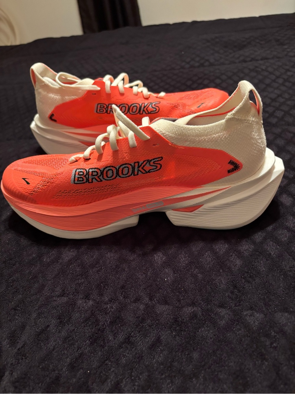 Brooks woman Hyperion Max Running Shoes - Orange - Beige